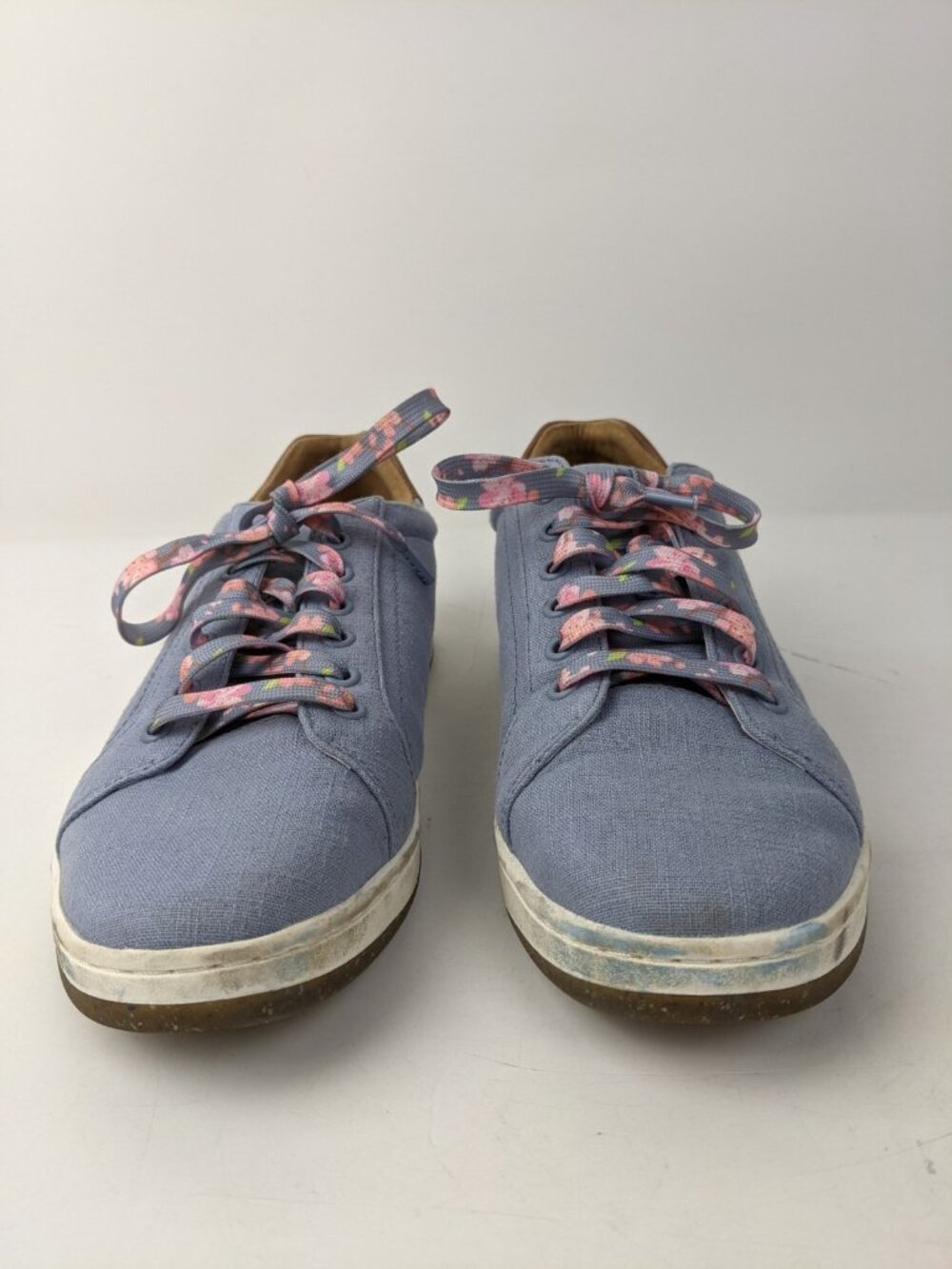 Aetrex Renee Arch Support Sneakers 40 / 9-9.5 Chambray Blue Floral Laces